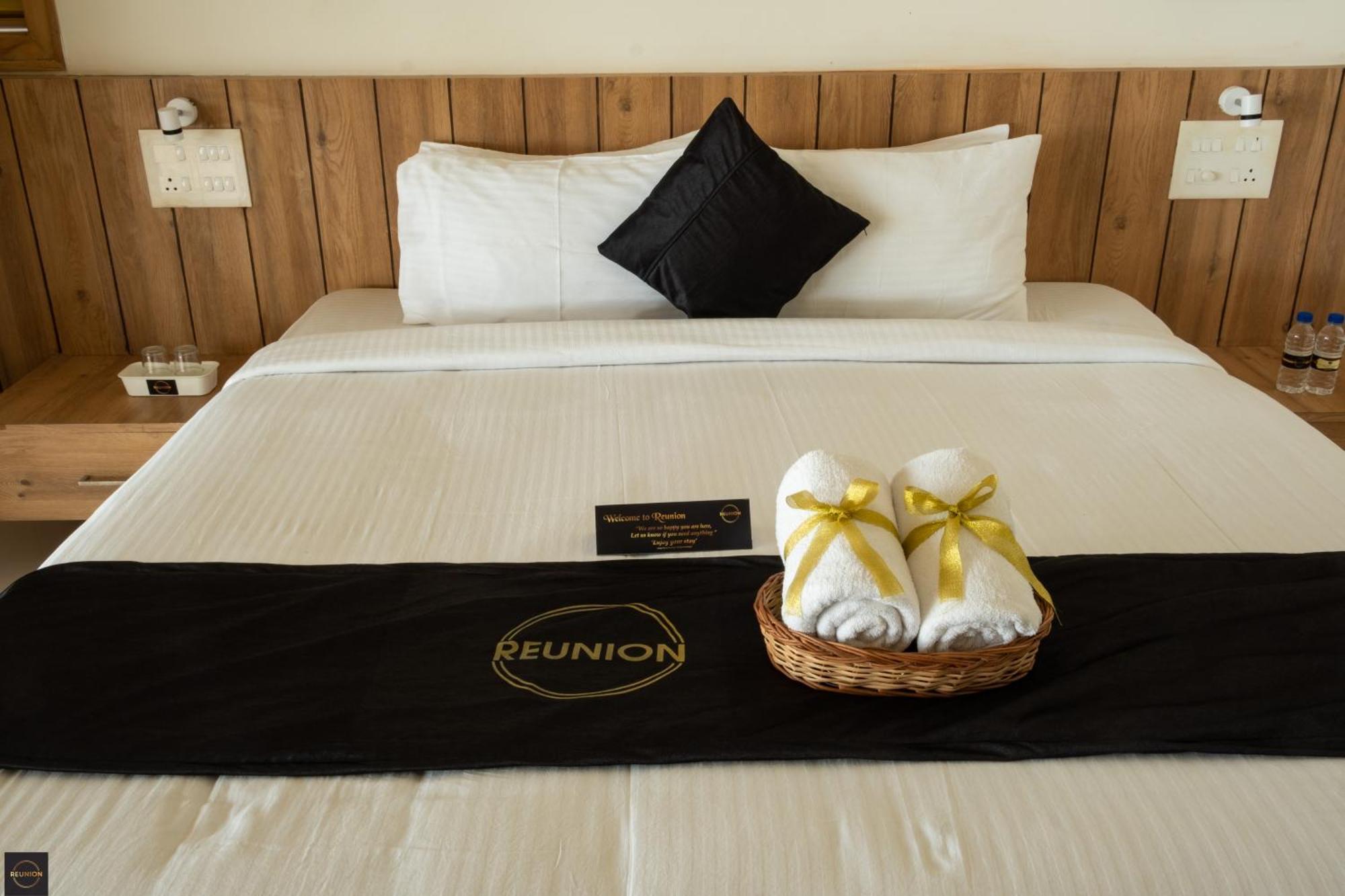 Reunion Ocean Elite - Beach House อูดุปปี ภายนอก รูปภาพ