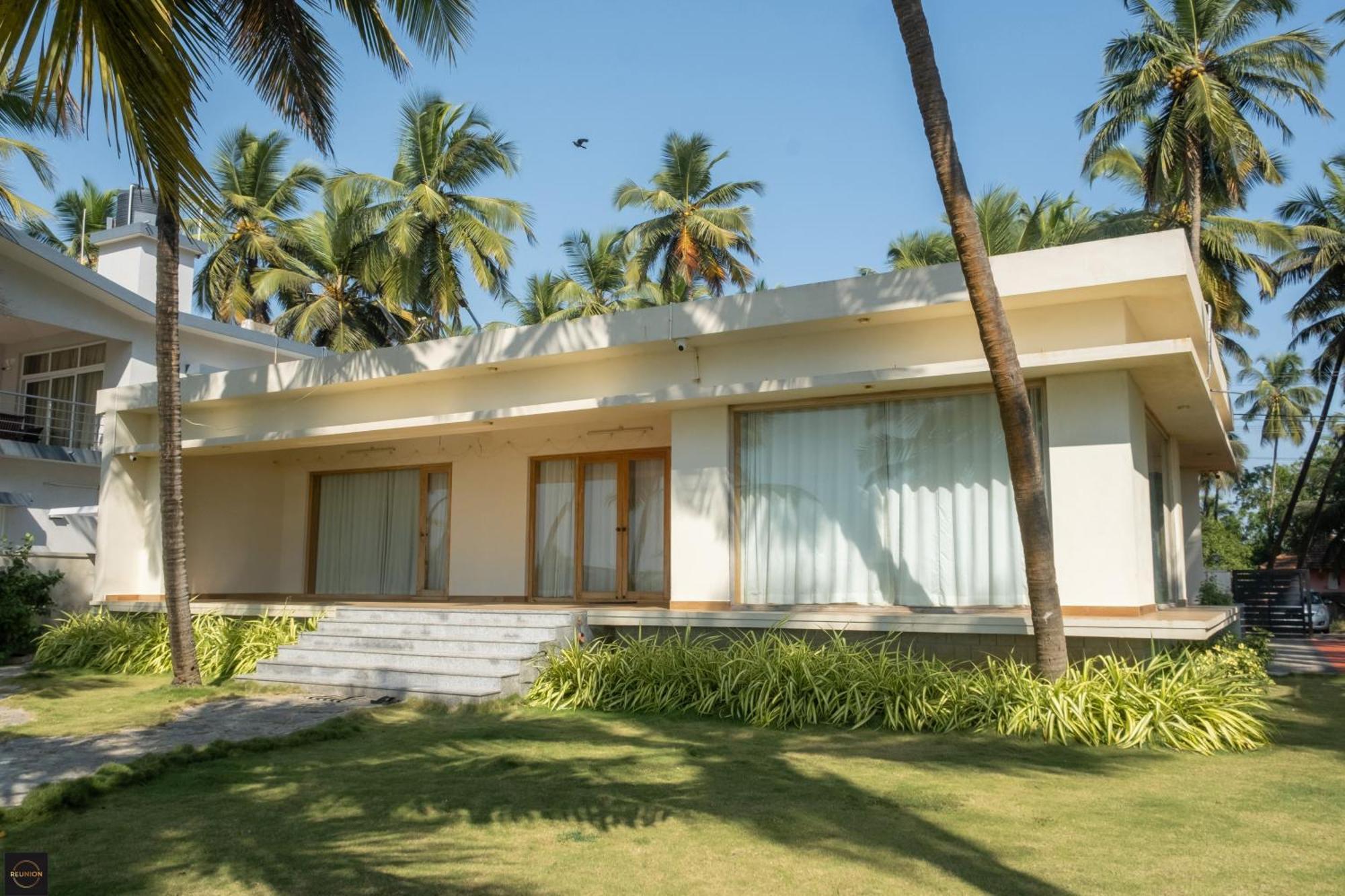 Reunion Ocean Elite - Beach House อูดุปปี ภายนอก รูปภาพ